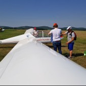 Tylko nie limuzyna, do niej trzeba super czystą ścierkę i płyn. Jak się porysuje będziemy latać IFR.