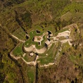 Srebrna Góra Paragliding Fly, Twierdza z lotu paralotnią.