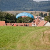 Kursanci Andrzeja trenują alpejkę.